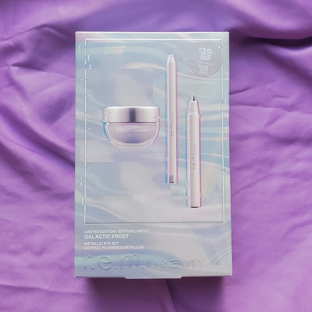 R.E M Beauty Holiglitch bundle!